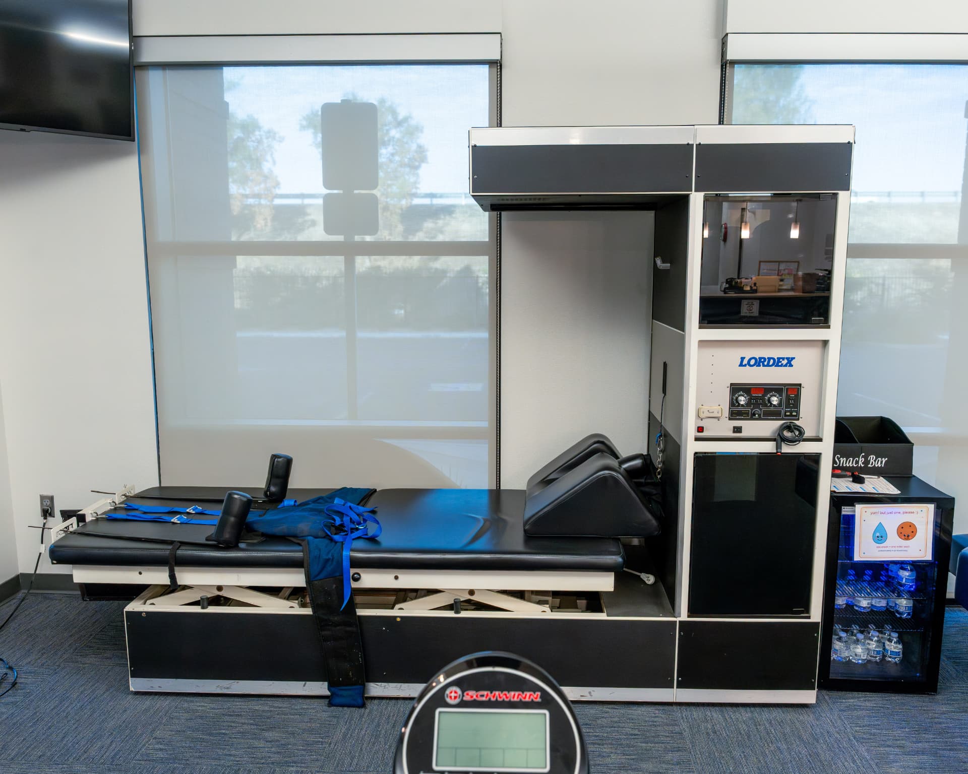 Lordex spinal decompression table at First Health Medical Center